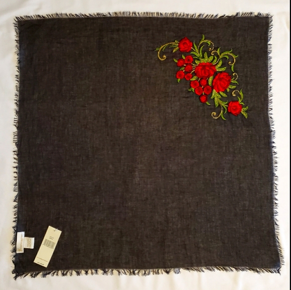 Collection 18 Accessories - NWT Collection 18 Embroidered Bandana w/$20 tags